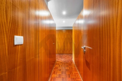 Apartamento T3 para Venda em Ramalde