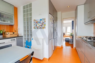 Apartamento T3 para Venda em Olivais