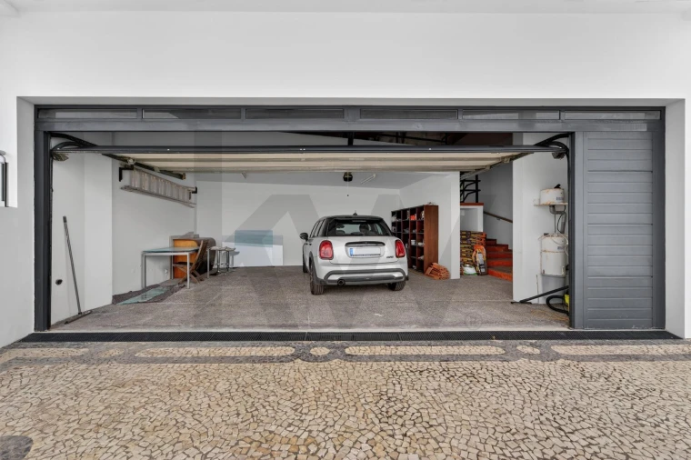 Moradia T5 para Venda em Caniço Foto 58