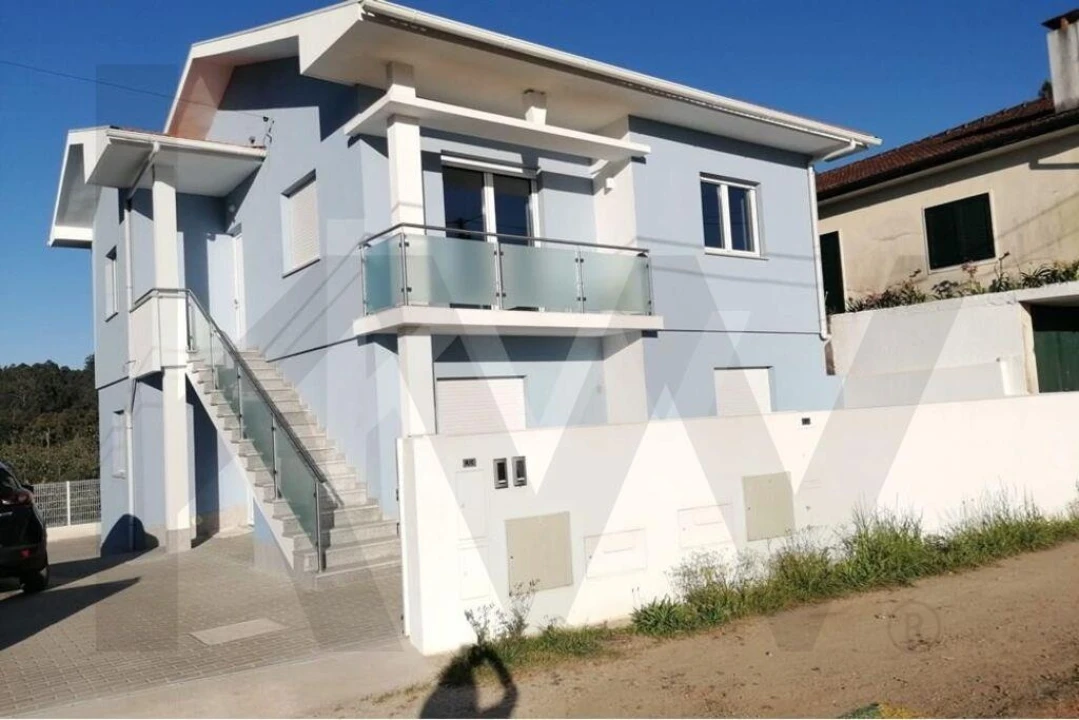 Moradia T2 para Arrendamento em Vila de Cucujães Foto 6