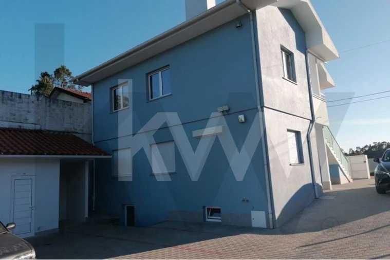 Moradia T2 para Arrendamento em Vila de Cucujães Foto 4
