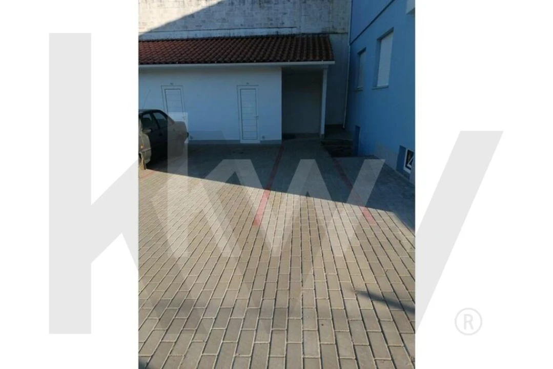 Moradia T2 para Arrendamento em Vila de Cucujães Foto 21