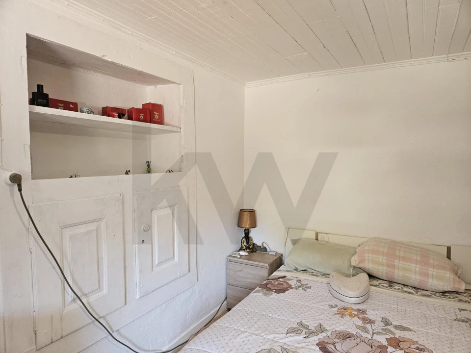 Moradia T2 para Venda em Lorvão Foto 2
