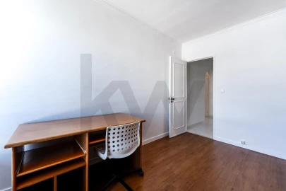Apartamento T3 para Arrendamento em Moscavide e Portela