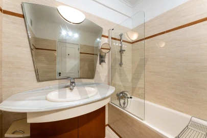 Apartamento T3 para Arrendamento em Moscavide e Portela