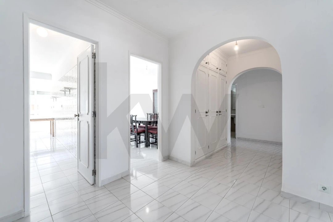 Apartamento T3 para Arrendamento em Moscavide e Portela Foto 6