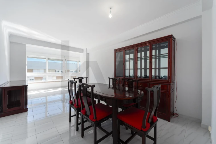 Apartamento T3 para Arrendamento em Moscavide e Portela Foto 19