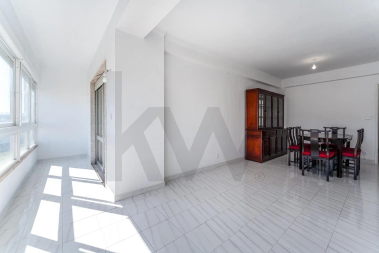 Apartamento T3 para Arrendamento em Moscavide e Portela Foto 16