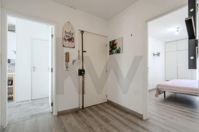 Apartamento T2 para Venda em Baixa da Banheira e Vale da Amoreira