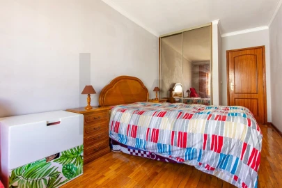 Apartamento T2 para Venda em Corroios