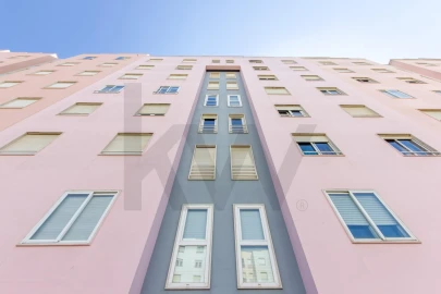 Apartamento T2 para Venda em Corroios