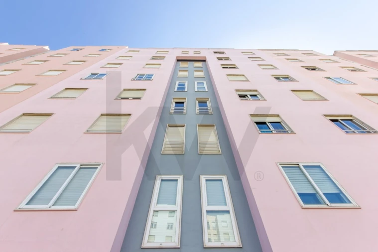 Apartamento T2 para Venda em Corroios