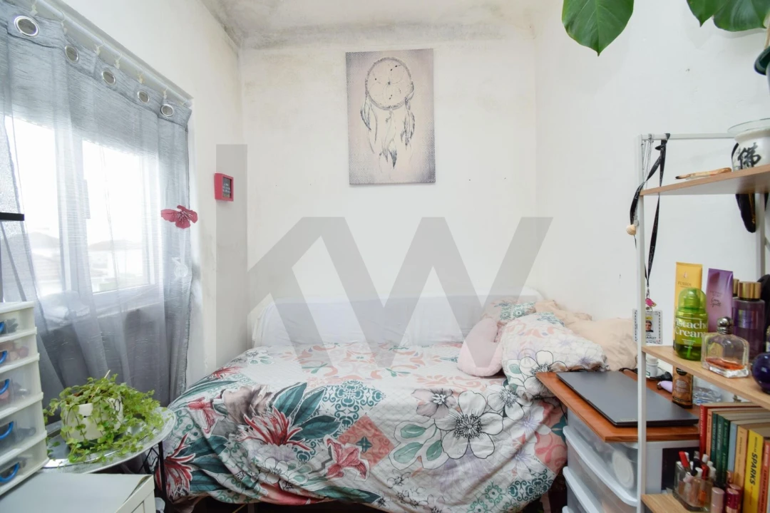 Apartamento T2 para Venda em Pontinha e Famões Foto 14