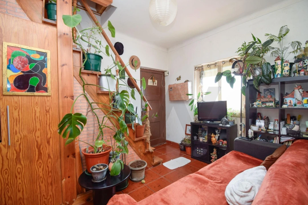 Apartamento T2 para Venda em Pontinha e Famões Foto 2