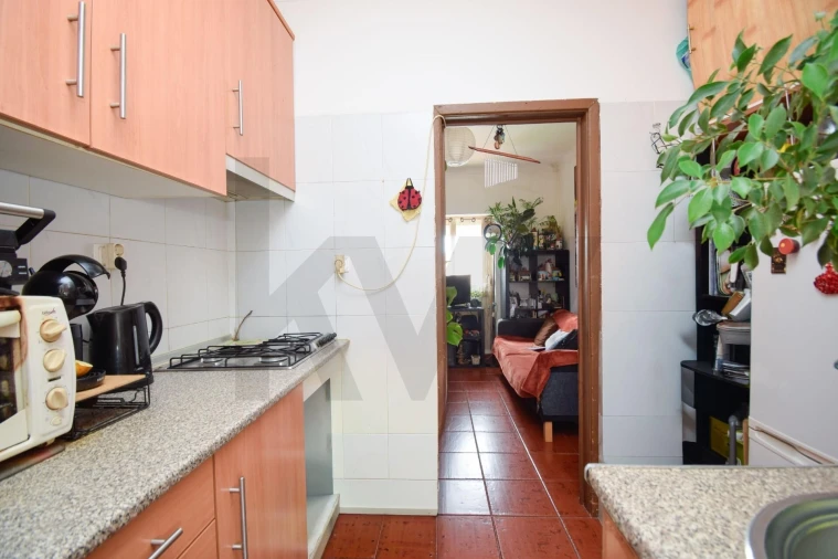 Apartamento T2 para Venda em Pontinha e Famões Foto 5