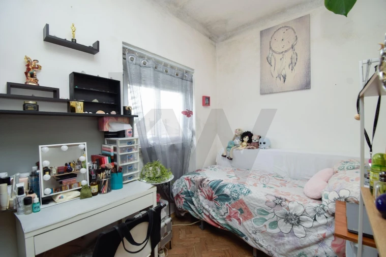 Apartamento T2 para Venda em Pontinha e Famões Foto 15