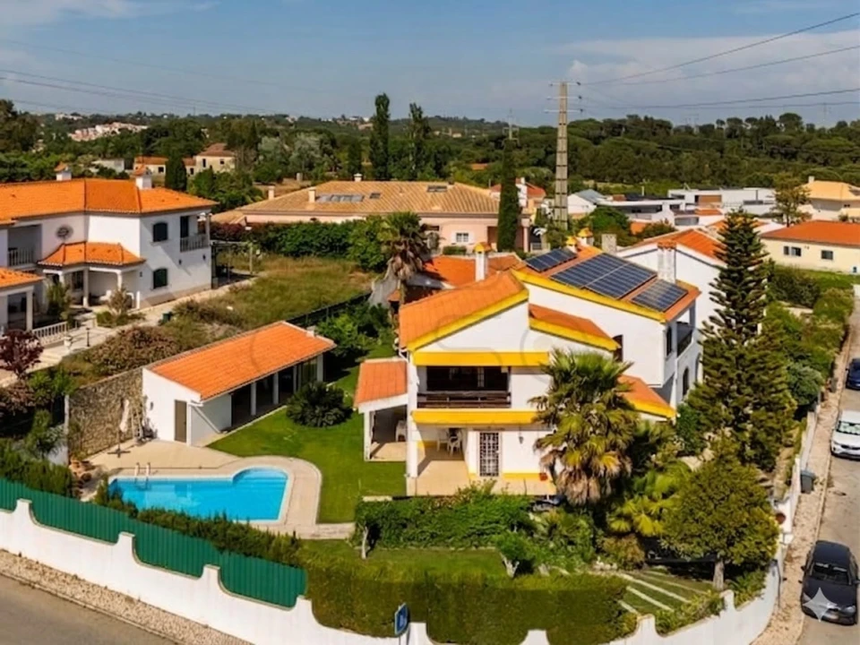 Moradia T7 para Venda em União das Freguesias de Setúbal Foto 1