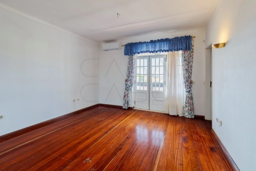 Moradia T7 para Venda em União das Freguesias de Setúbal Foto 24