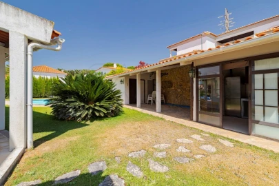 Moradia T7 para Venda em União das Freguesias de Setúbal