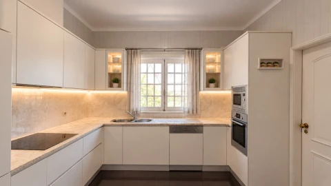 Moradia T7 para Venda em União das Freguesias de Setúbal