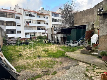 Moradia T4 para Venda em Carcavelos e Parede