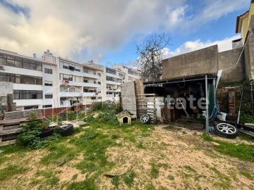 Moradia T4 para Venda em Carcavelos e Parede