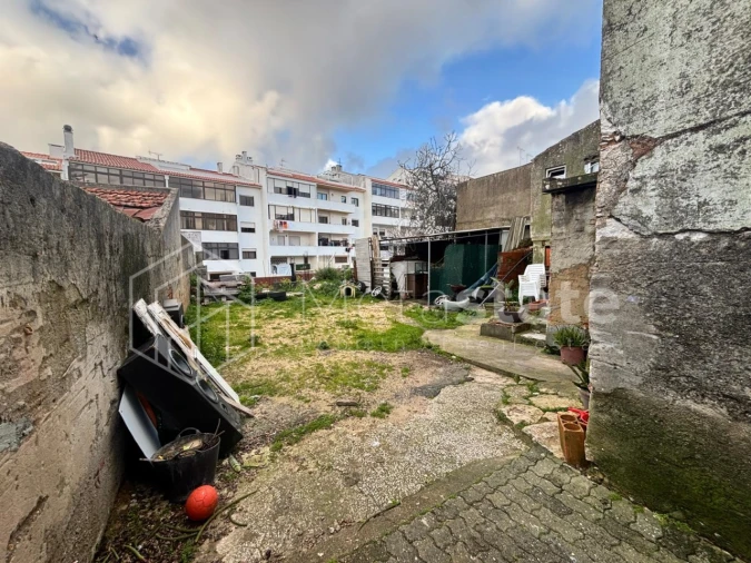 Moradia T4 para Venda em Carcavelos e Parede Foto 10