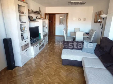Apartamento T3 para Venda em Carcavelos e Parede