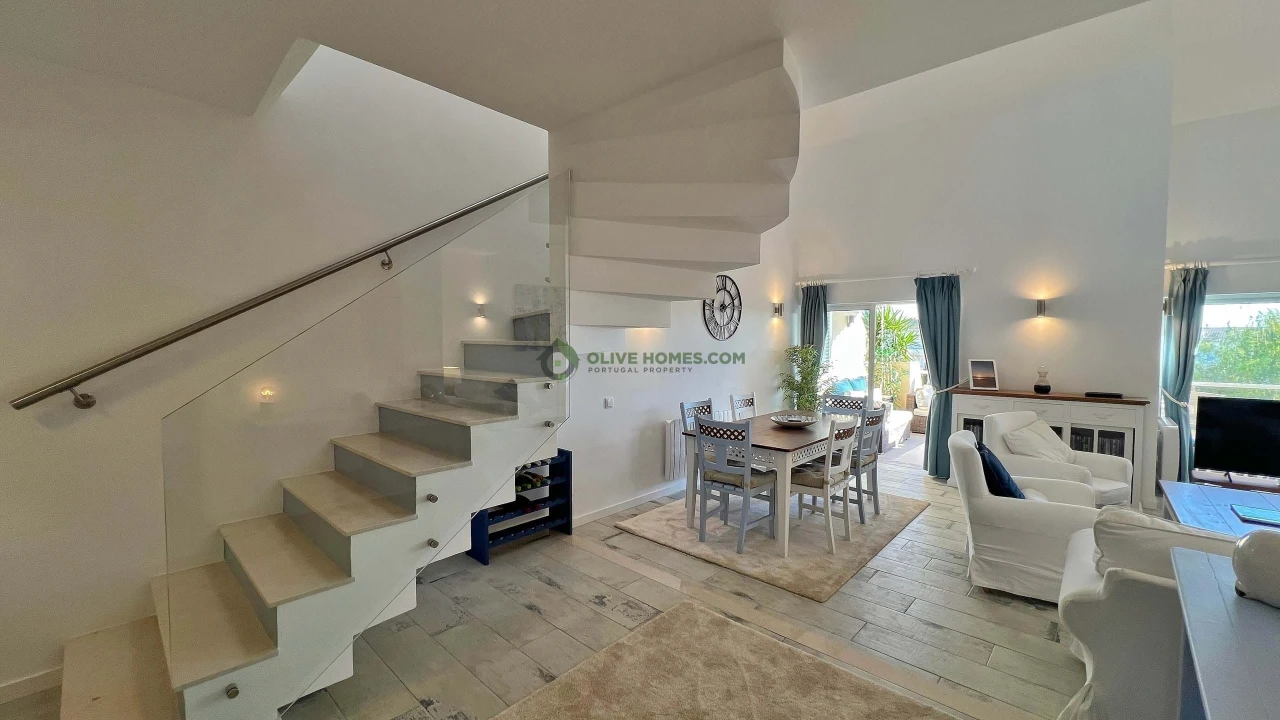 Apartamento T2 para Venda em Quarteira Foto 2