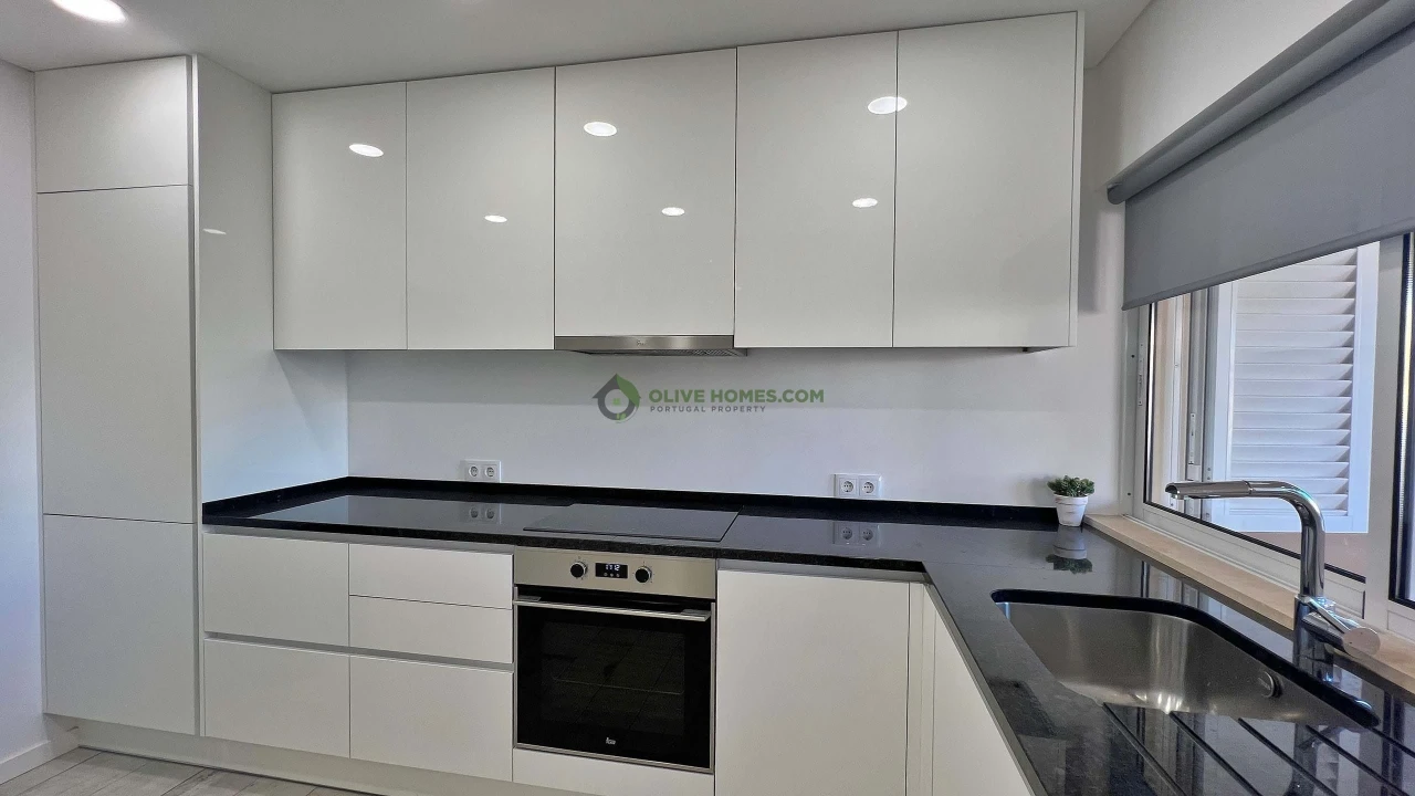 Apartamento T2 para Venda em Quarteira Foto 22