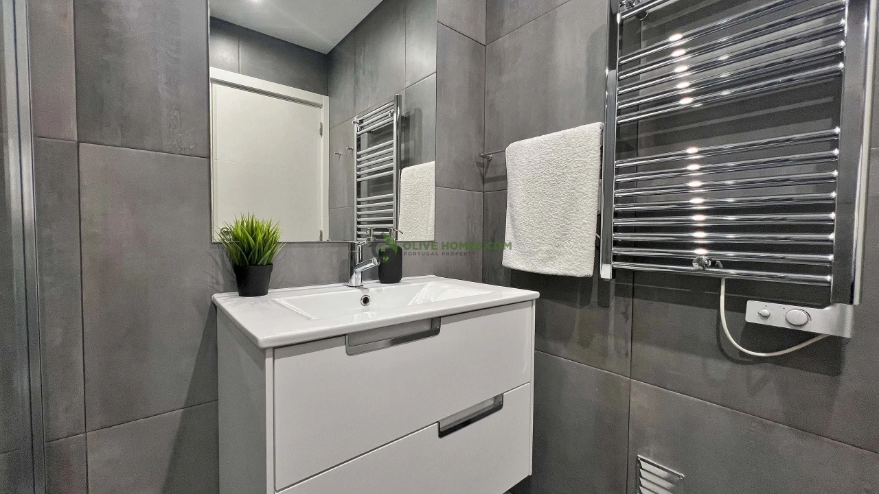 Apartamento T2 para Venda em Quarteira Foto 18
