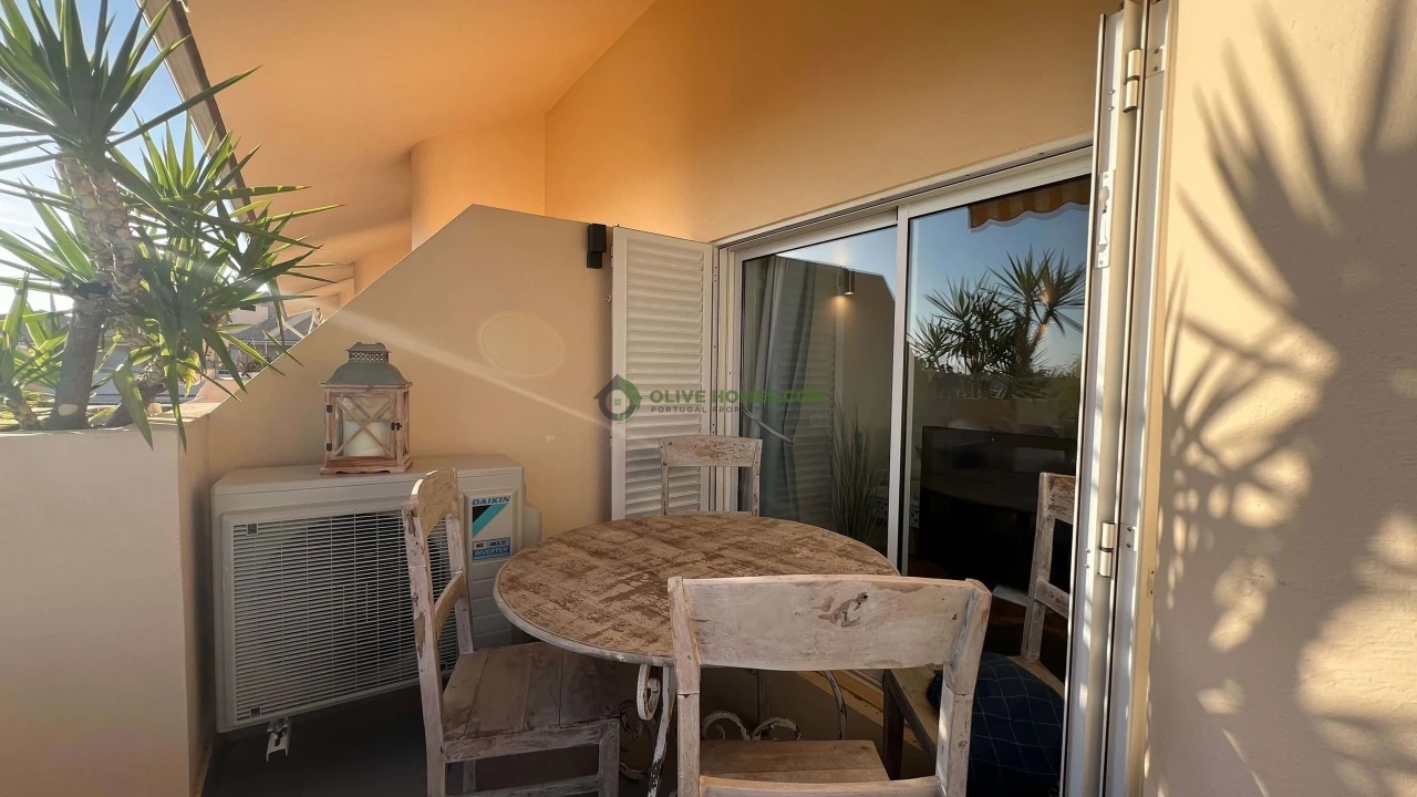 Apartamento T2 para Venda em Quarteira Foto 12