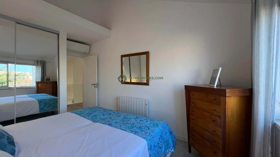 Apartamento T2 para Venda em Quarteira Foto 38