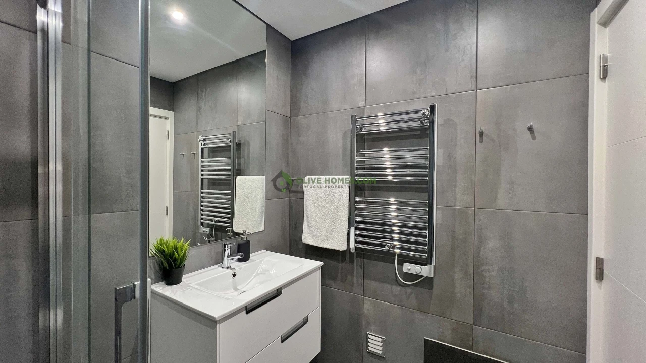 Apartamento T2 para Venda em Quarteira Foto 16