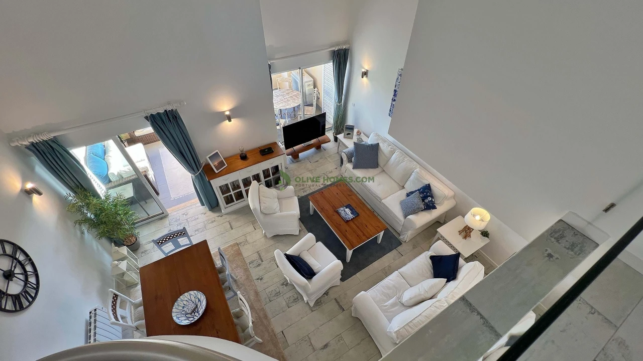 Apartamento T2 para Venda em Quarteira Foto 25