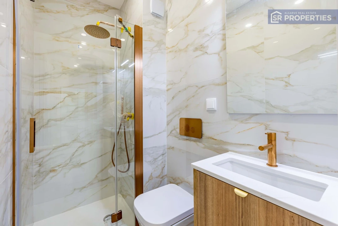Apartamento T3 para Venda em Quarteira Foto 15