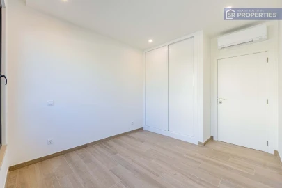 Apartamento T3 para Venda em Quarteira