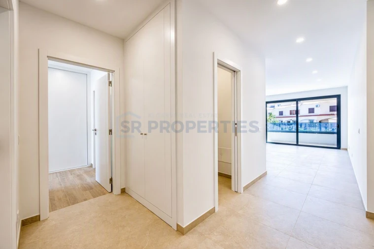 Apartamento T3 para Venda em Quarteira Foto 12