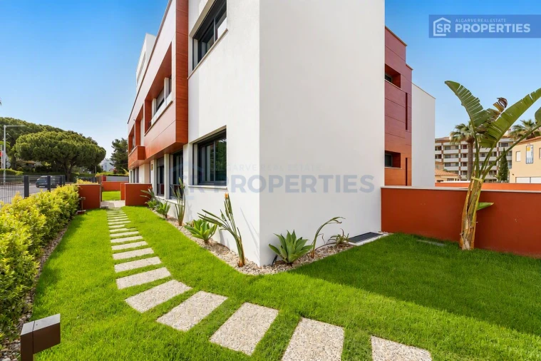 Apartamento T3 para Venda em Quarteira Foto 28