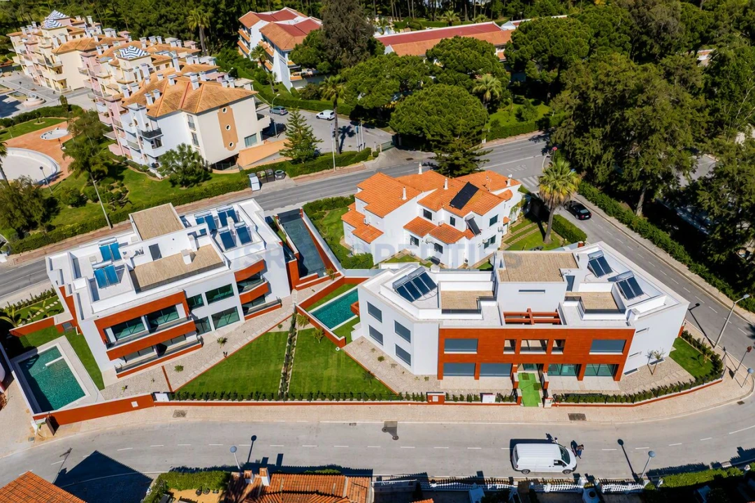 Apartamento T3 para Venda em Quarteira Foto 22