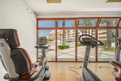 Apartamento T2 para Venda em Carcavelos e Parede