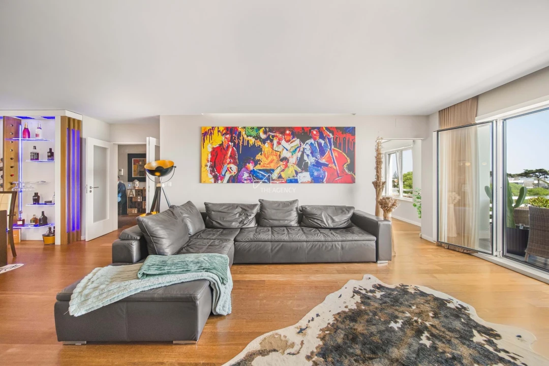 Apartamento T2 para Venda em Carcavelos e Parede Foto 5