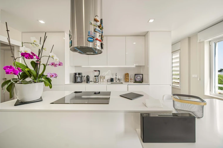 Apartamento T2 para Venda em Carcavelos e Parede Foto 13