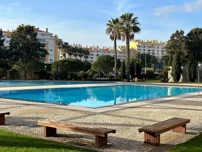 Apartamento T2 para Venda em Carcavelos e Parede Foto 22