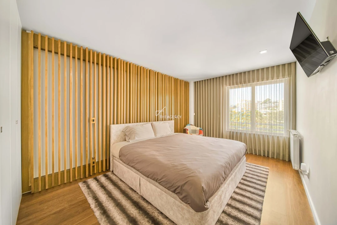 Apartamento T2 para Venda em Carcavelos e Parede Foto 16