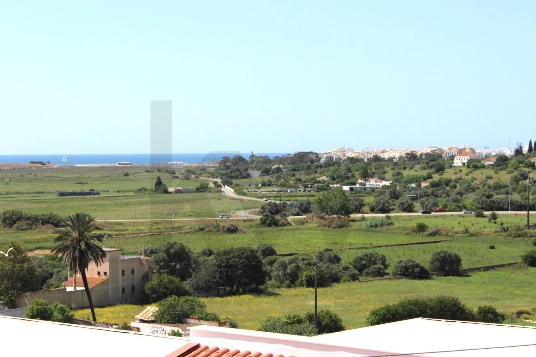 Moradia T5 para Venda em São Silvestre Foto 2