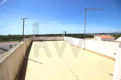 Moradia T5 para Venda em São Silvestre