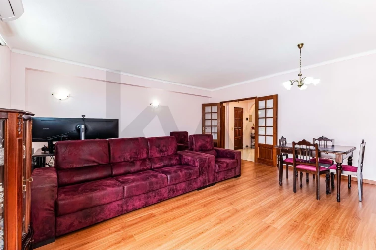Apartamento T3 para Venda em São Silvestre Foto 3