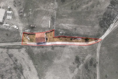 Moradia T2 para Venda em Santa Cruz