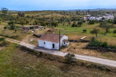 Moradia T2 para Venda em Santa Cruz